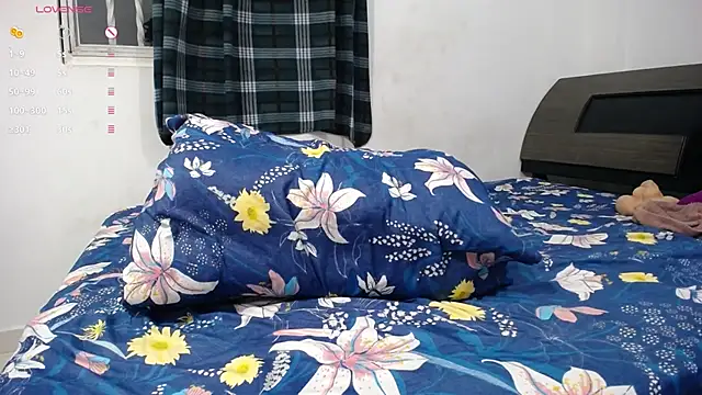 Uzziah_Sabag's cam snapshot