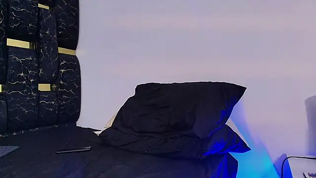 chris_blake__ live sex cam