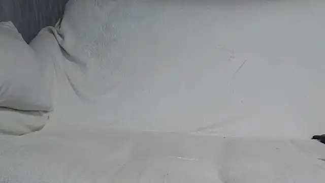 AnnaCrazyHot live sex cam