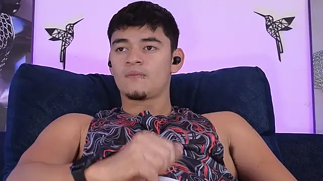 VikoHands live sex cam