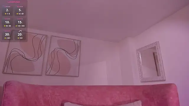 LucyWeiss_'s cam snapshot