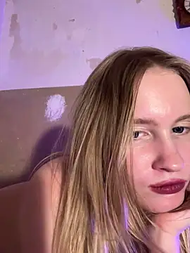 saint_cat25 live sex cam