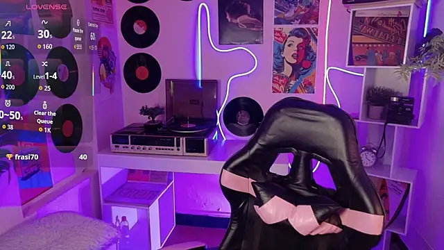 Heidy_palmer's cam snapshot