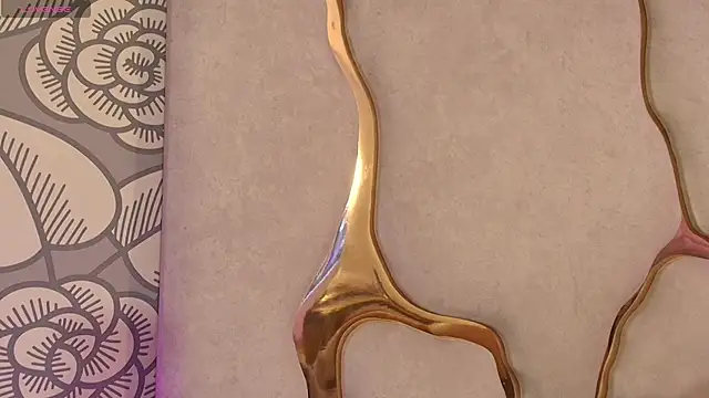 strawberry_tay1's cam snapshot