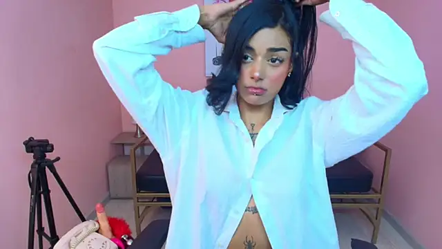 Milu_carbajal_x's cam snapshot