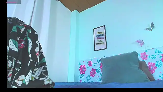 Ebony_Pregnant_Teen's cam snapshot