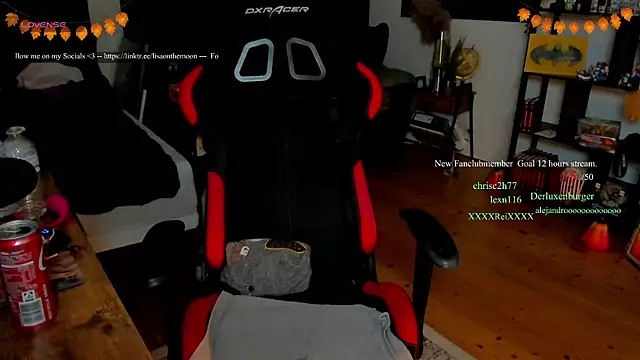 Lisaonthemoon live sex cam