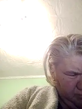 LusiyaGold5 live sex cam