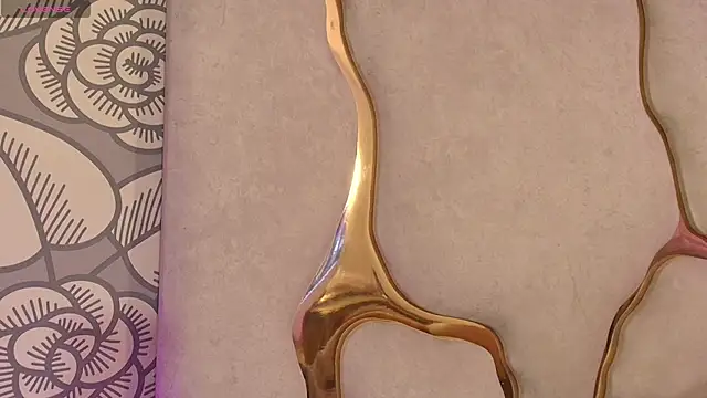 strawberry_tay1's cam snapshot