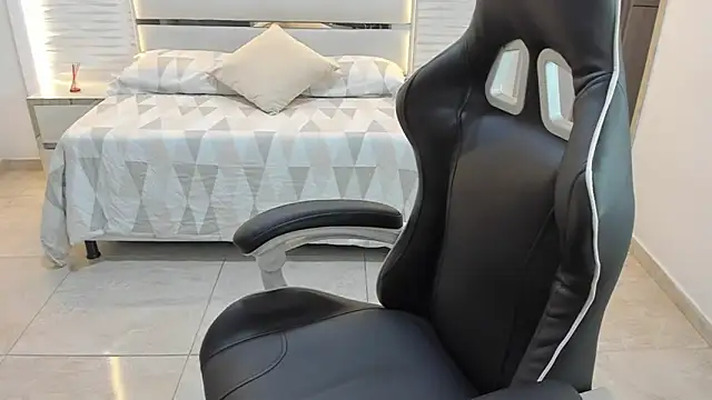 Tahira_bakir's cam snapshot