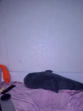 carolinakis_'s cam snapshot