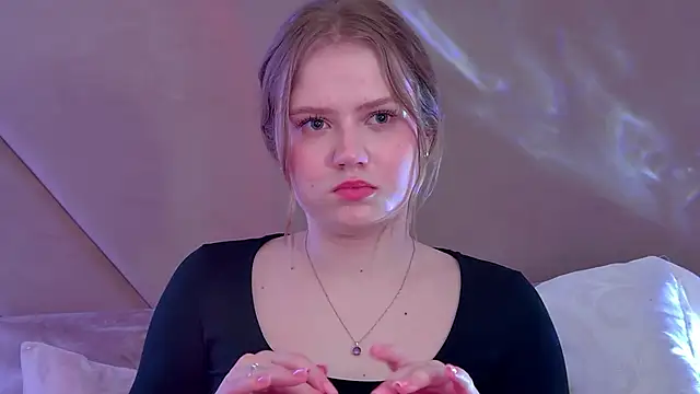 SelinSwarovski live sex cam