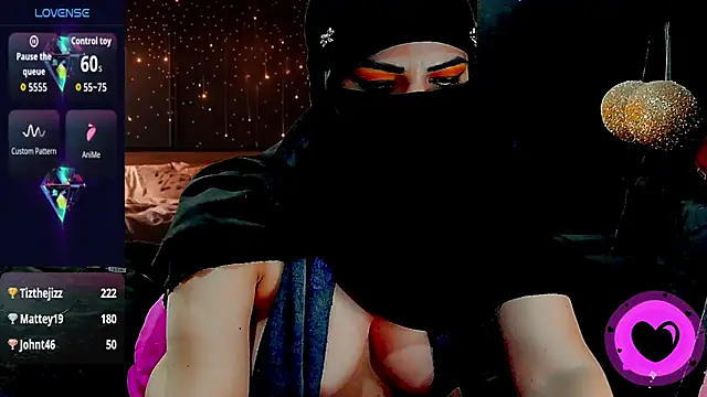 SultanaLayla's cam snapshot