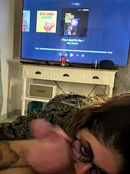 MlleMargaux's cam snapshot