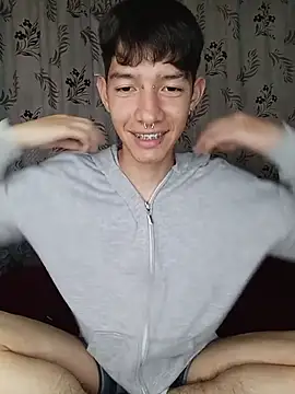 heyy_noah11 live sex cam