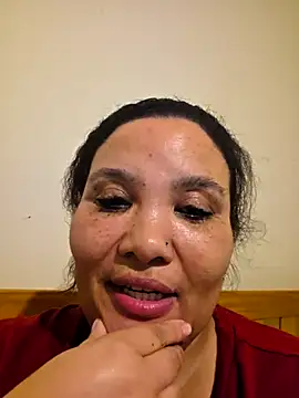 Curvy-Nthabi_X's cam snapshot