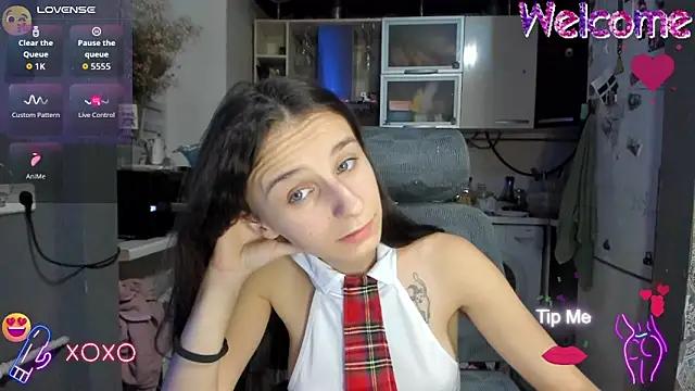 _Nika_Kik live sex cam