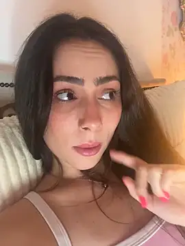 Baby_Mia_pires's cam snapshot