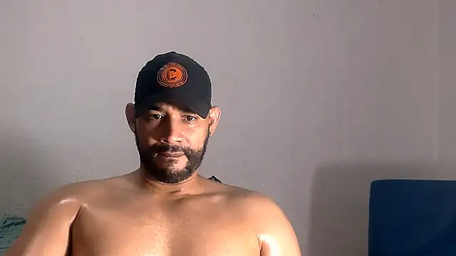 musclehetero's cam snapshot