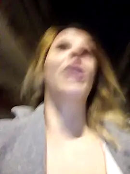 cleopatravodos's cam snapshot