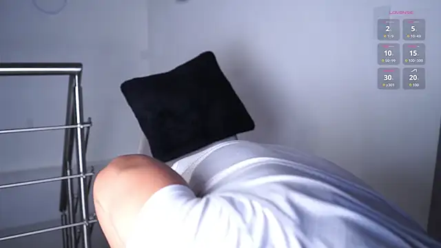 Josep_Davies live sex cam