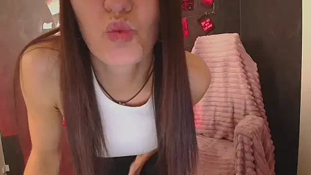 Aurora_Loveu's cam snapshot