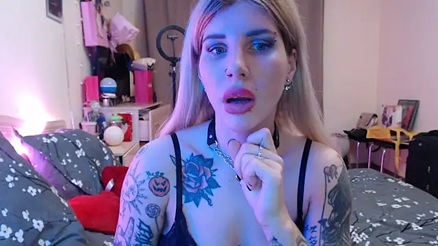 BLACKPeonyy's cam snapshot