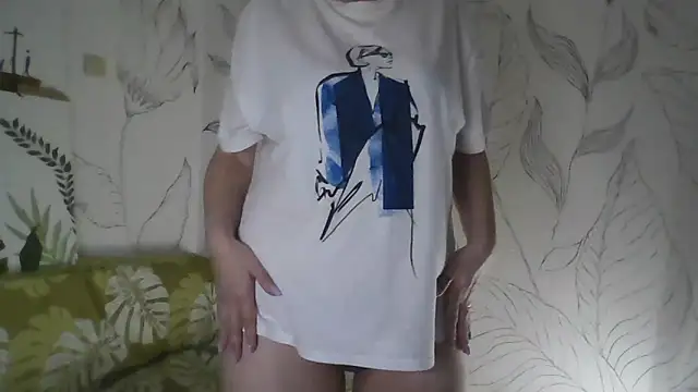 Catty_Lady's cam snapshot