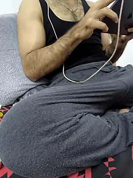 yazin19 live sex cam