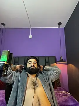 Lyon_vach live sex cam