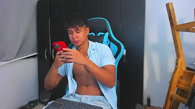 Bray_Kevin's cam snapshot