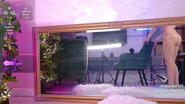 CutiePie69__'s cam snapshot