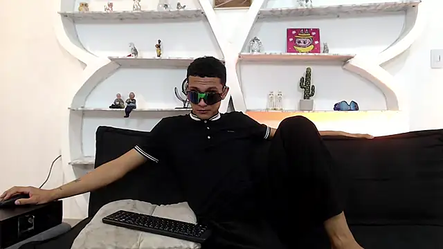 IMPERIO_ROMANO's cam snapshot