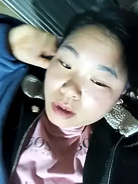 may-squirl's cam snapshot