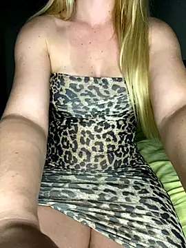 Babylolla's cam snapshot