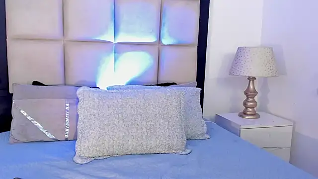 KimmRusso live sex cam