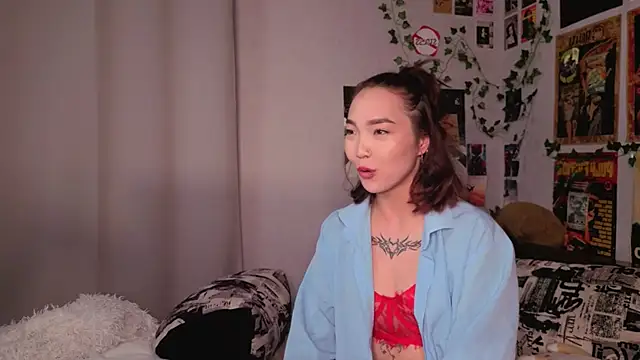 OdetteBiddy live sex cam