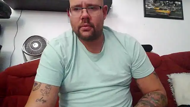 sexykevin17cm live sex cam