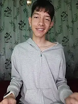 heyy_noah11 live sex cam