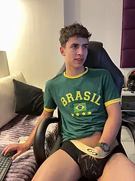 AdrianRinaldi live sex cam