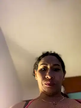 Carola-Ross live sex cam