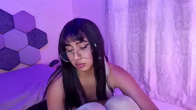 Horny_tgn live sex cam