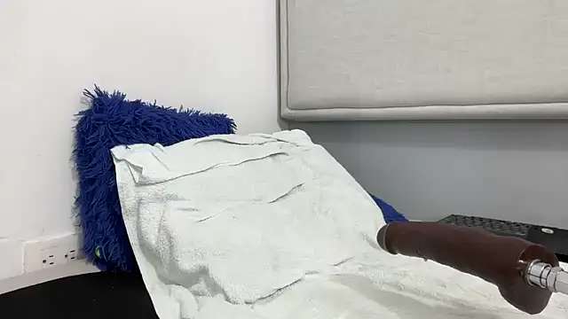 dominic_brandd23 live sex cam