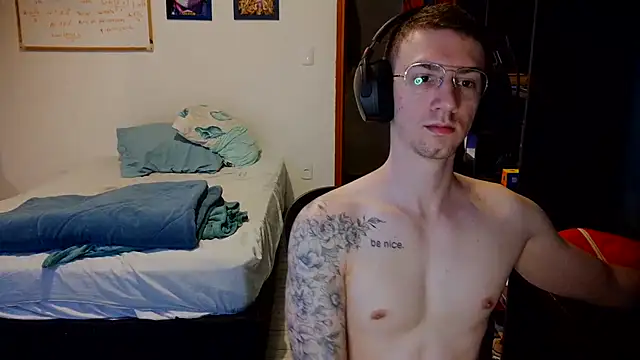 SweetGoodBoy22 live sex cam