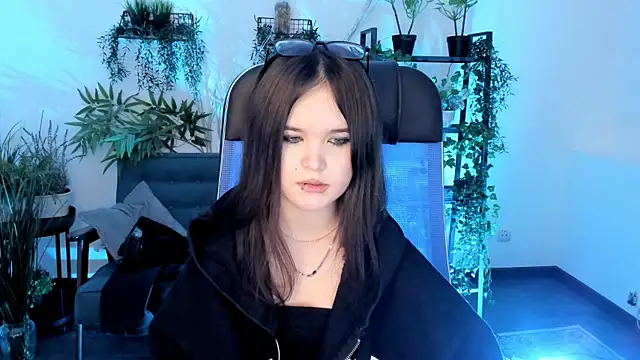 Elainebeness live sex cam