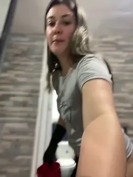 Abby-LS live sex cam