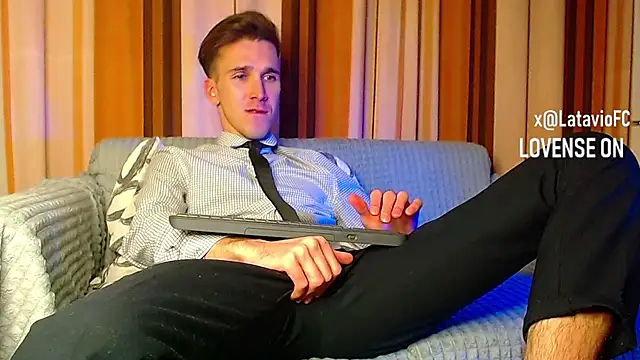 Midnighter_ live sex cam