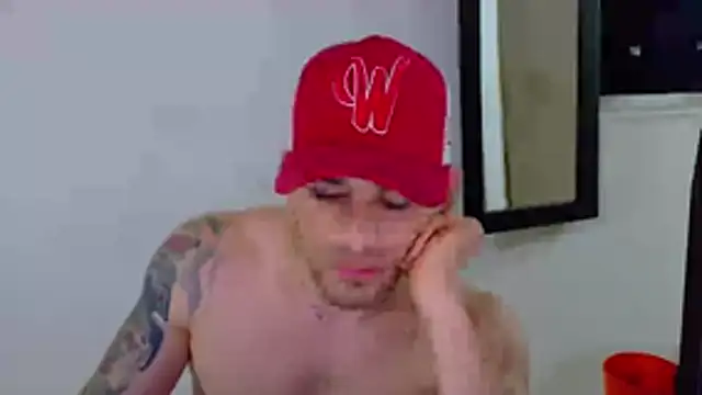 Sexy_Alejandro_ live sex cam