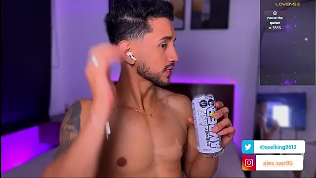 AxelKing1326 live sex cam