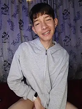 heyy_noah11 live sex cam